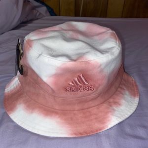 Adidas Aeroready bucket hat
